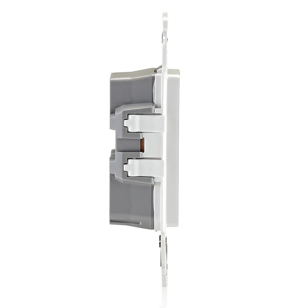 Leviton E5325 Decora Edge 15 Amp Tamper-Resistant Duplex Outlet, White - Image 6